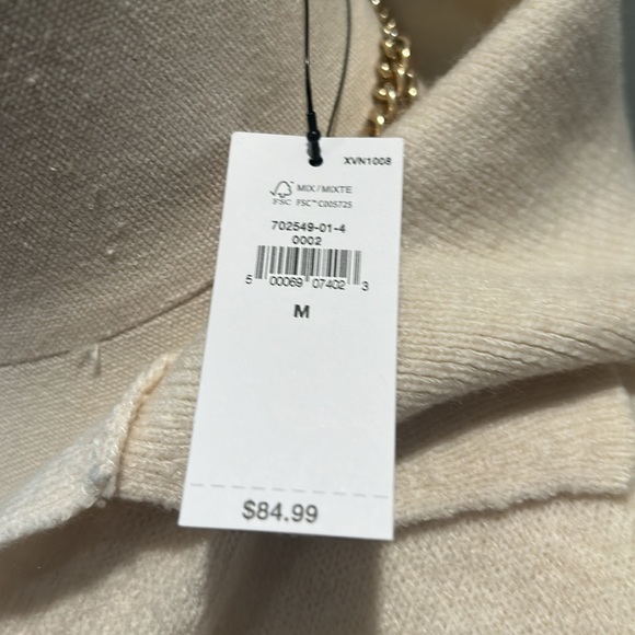 Sweater - Picture 5 of 5